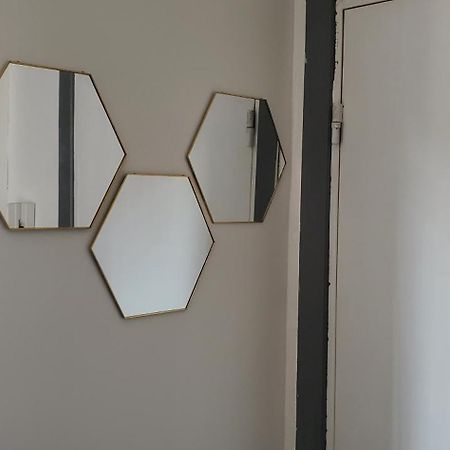 Triangle D'Or - Calme Et Cosy, Appartement 1 Chambre Saint-Quentin  Esterno foto
