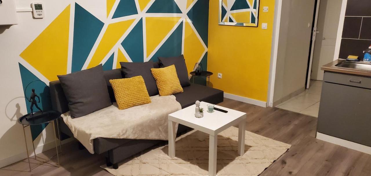 Triangle D'Or - Calme Et Cosy, Appartement 1 Chambre Saint-Quentin  Esterno foto